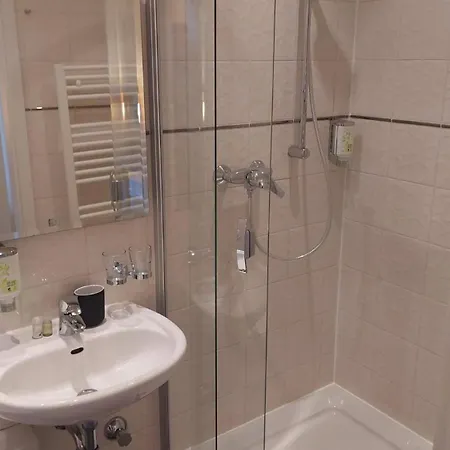 公寓 Zm23, Single With Private Balcony *