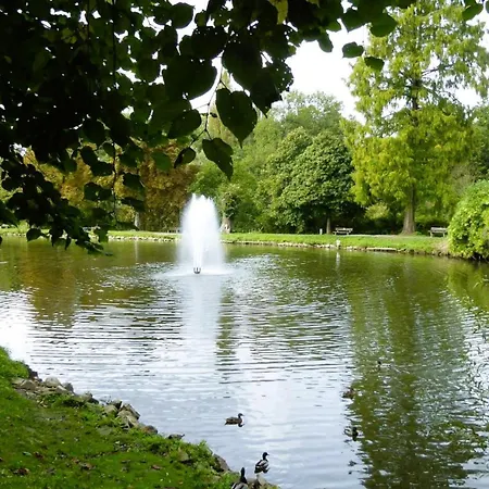 Zm23, Single With Private Balcony 公寓 *